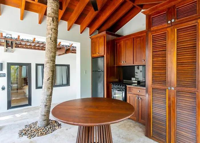 Private - Large Pool And Jacuzzi San Pedro (Ambergris Caye)