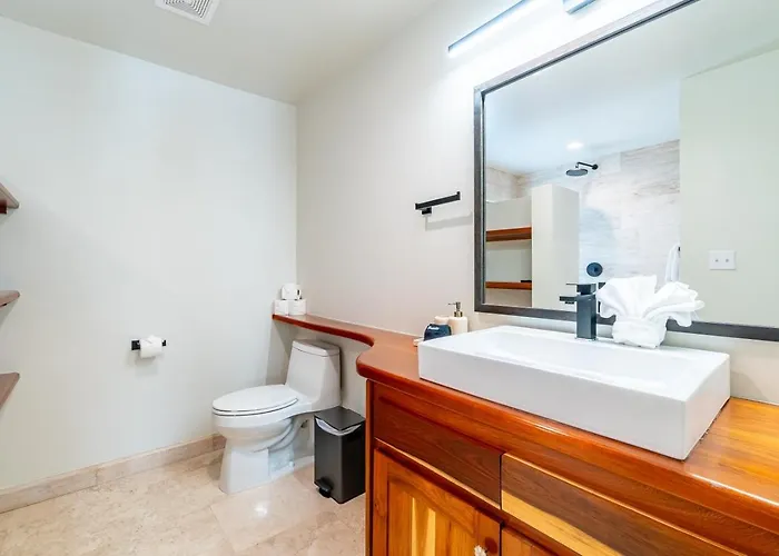 Private - Large Pool And Jacuzzi Villa San Pedro (Ambergris Caye)