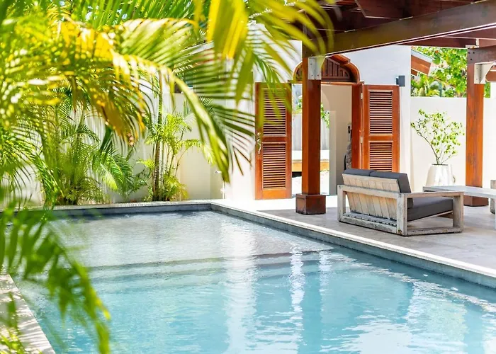 Private - Large Pool And Jacuzzi Villa